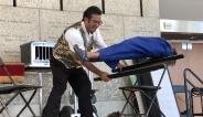 Allen Roy Oshiro performing magic at 2019 Natsumatsuri Family Festival