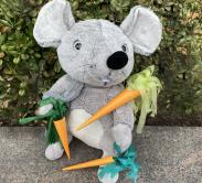 craft making paper carrots